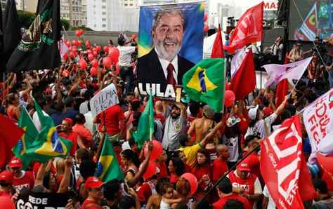 pro_lula_protestors_ap_img