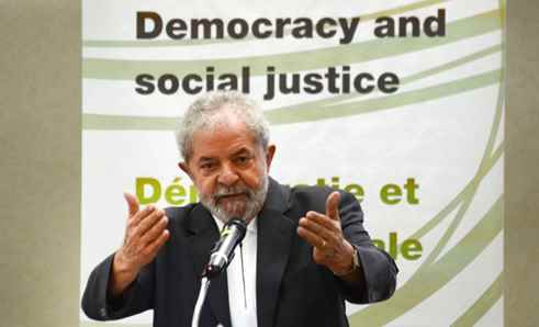 São Paulo - O ex-presidente Luiz Inácio Lula da Silva participou do segundo dia do Seminário da Aliança Progressista: Democracia e Justiça Social no Hotel Maksoud Plaza (Rosa/Agência Brasil)