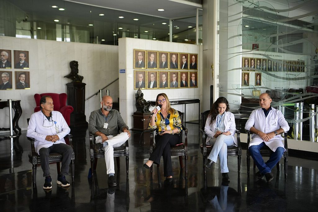 Imagem editorial de apoio sobre institucional.