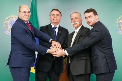 Imagem editorial de apoio sobre oficial.