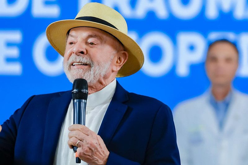 Presidente afirmou que ex-ministros da Saúde do governo Bolsonaro foram "mequetrefes" ao defender os avanços da atual política para o SUS.