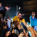 Flávio Bolsonaro mente sobre urnas a diplomatas estrangeiros