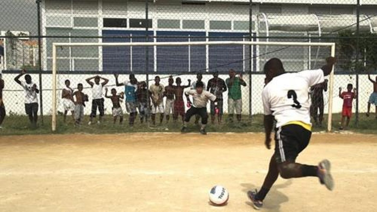 Cineclube de Arte exibe 'as, o jogo da bola', filme que traz os  primórdios do futebol para a Amazônia - Portal Cultura do AM