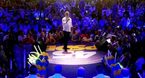 Foto Orlando Brito_OB_Aecio-Neves-encontro-estadual-PSDB-Goias_740 x 399