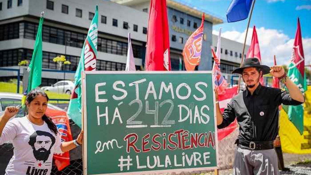 Bares Lula Livre fazem sucesso de público e de crítica. Confira o guia do  fim de semana - Comitê Nacional Lula Livre