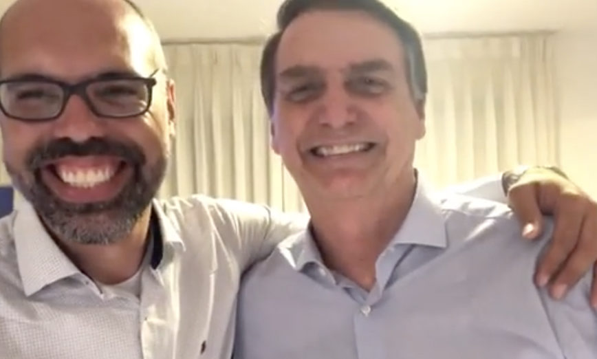 https://www.ocafezinho.com/wp-content/uploads/2020/05/allan-e-bolsonaro-868x522.jpg