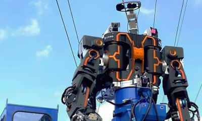 Equipamento pode trabalhar em altura, cortar ramos e pintar estruturas. / Foto: © Robot humanóide West Japan Railway/ X