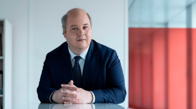 Vincent Mortier diz que os investidores estrangeiros confiam na economia dos EUA por causa dos freios e contrapesos democráticos do país © Magali Delporte