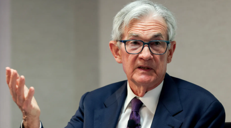 Powell alerta para inflação com tarifas de Trump