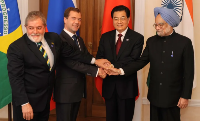 O Brasil assume os BRICS em momento decisivo, mas falta de articulação e erro estratégico podem comprometer sua liderança.