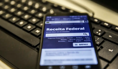 Enfraquecidos, os sindicatos enfrentam uma avalanche de demandas sem recursos, tentando defender uma categoria cada vez mais desamparada.
