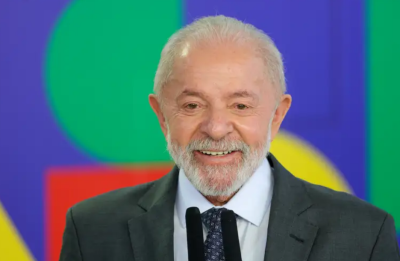 Com forte rejeição no Norte, mas alta popularidade no Nordeste e no Sudeste, Lula retoma fôlego e lidera todos os cenários para 2026.