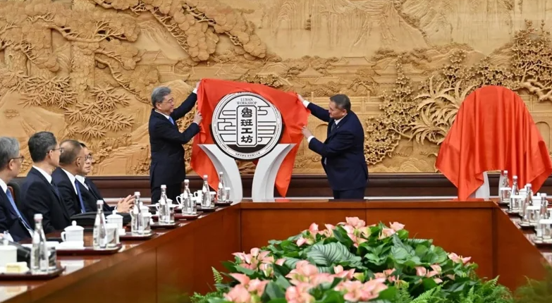 A parceria com o Cazaquistão ganha força com investimentos em tecnologia, transporte e cultura, consolidando Pequim como pilar regional de confiança.