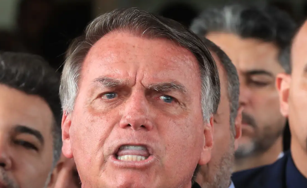 O julgamento expõe as feridas da política recente e simboliza um divisor de águas para a Justiça brasileira diante das ameaças autoritárias.