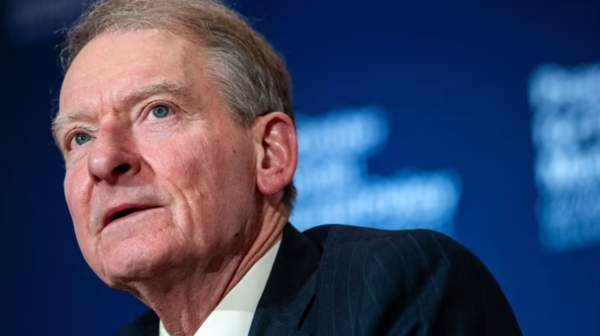 Paul Atkins diz que a SEC vai "tirar o polegar da balança" ao criticar o excesso de regulamentação europeia