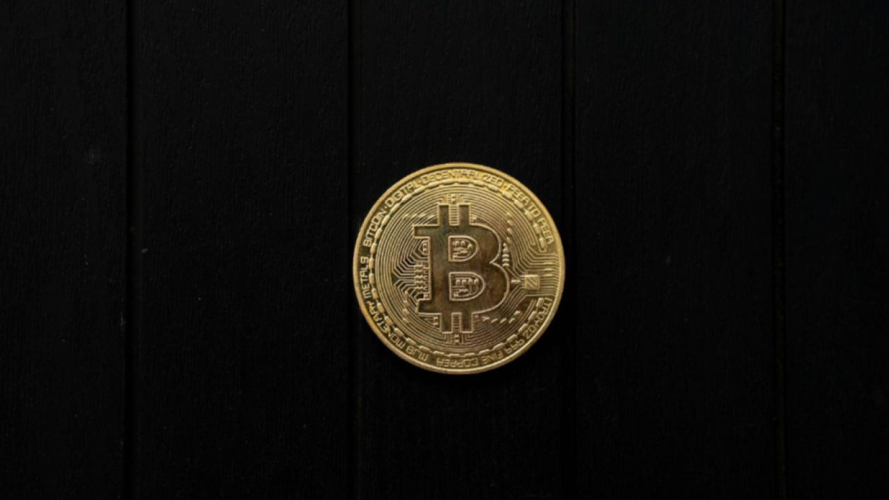 Juventude, tecnologia e finanças: por que o Bitcoin atrai as novas  gerações? - O Cafezinho