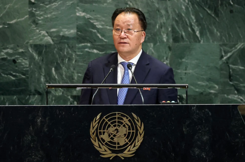 Em rara aparição na ONU, diplomata norte-coreano de alto escalão insiste que seu país não desistirá de armas nucleares