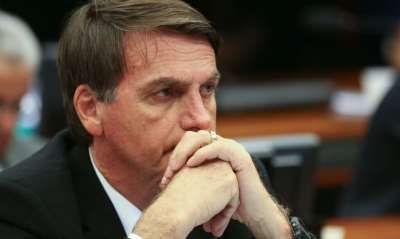 Tarifas, sanções e acusações expõem o conflito entre soberania nacional e interesses geopolíticos norte-americanos.