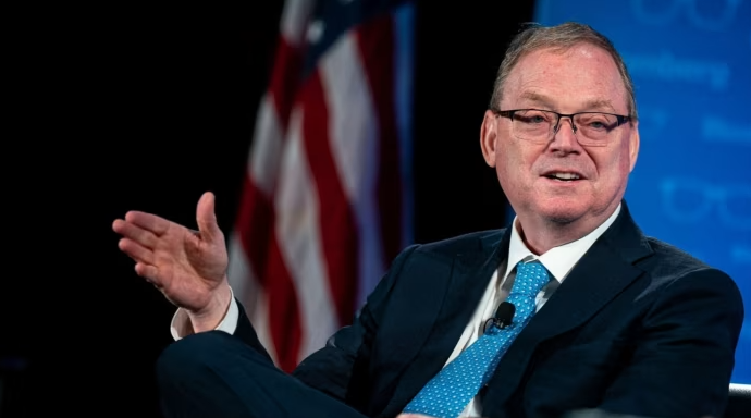 Autoridades indicam mudanças a caminho nas taxas sobre produtos importados, incluindo café e bananas.