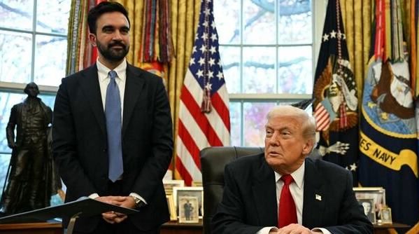 Após meses de ataques, Trump suavizou o discurso e descartou cortes de verbas, enquanto Mamdani consolidou sua pauta de moradia e custo de vida como eixo do diálogo.