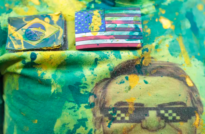 O impasse cresce em meio à prisão de Jair Bolsonaro, episódio que intensifica pressões políticas e aprofunda o racha entre bolsonaristas e grupos moderados da Câmara.