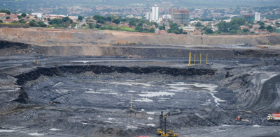 A empresa vê estabilidade no plano de curto prazo e delineia, a partir de 2027, maior peso dos metais básicos, alinhados à transição energética e à demanda global.