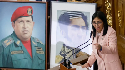 O caso venezuelano lança um alerta regional sobre os riscos de normalizar intervenções militares como solução política.