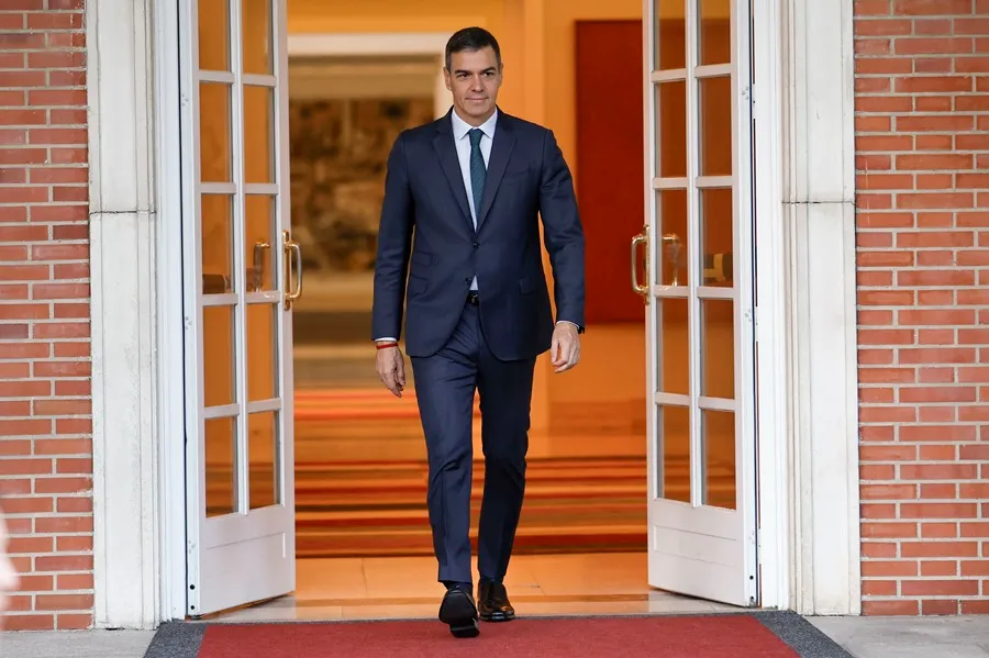 Sánchez enfrenta os EUA e denuncia ataque à Venezuela