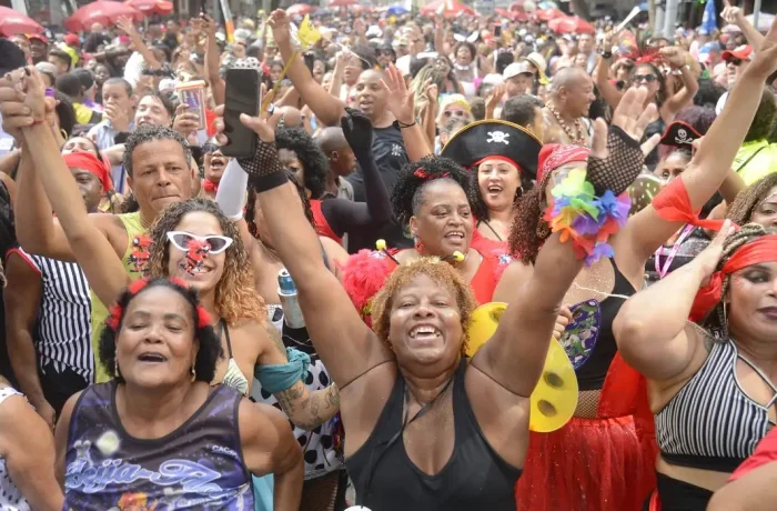 Emprego em alta devolve dignidade a milhões de brasileiros