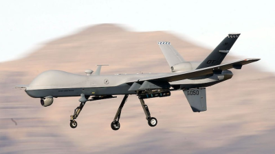 Bruxelas prepara plano que exige semicondutores confiáveis em drones civis e militares para reduzir riscos cibernéticos e recuperar autonomia industrial.