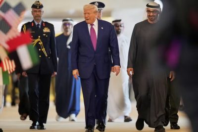 Donald Trump, Presidente dos EUA, Oriente Médio, Diplomacia, Relações Internacionais, Política Externa, Geopolítica, Visita Oficial, Líderes Árabes, Acordos de Paz, Segurança Global