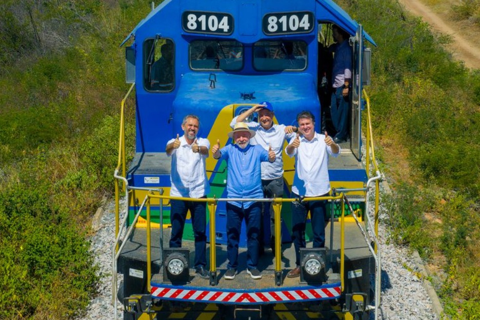 Lula,Luiz Inácio Lula da Silva,Presidente do Brasil,Governo Federal,Brasil,São Paulo,Araraquara,Indústria Ferroviária,CRRC Brasil,China,BNDES,Investimento Federal,Infraestrutura,Transporte Ferroviário,