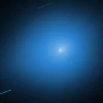 Imagem do cometa interestelar 3I/ATLAS capturado em observação astronômica. (Foto: timesofindia.indiatimes.com)