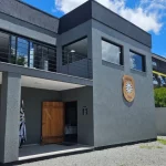 Fachada da Delegacia de Polícia Civil em Canela, Serra Gaúcha, onde o caso foi registrado. (Foto: g1.globo.com)