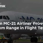 Avião MC-21 russo na pista durante testes de voo. (Foto: sputnikglobe.com)