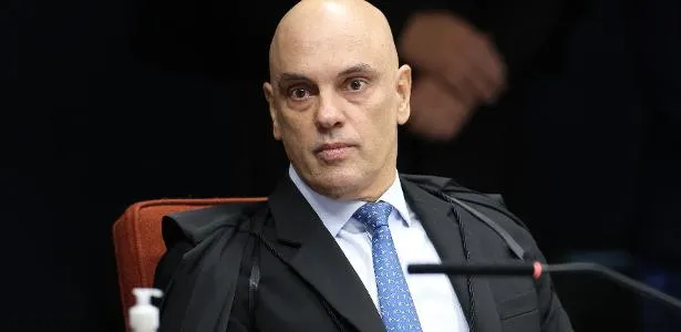 Ministro Alexandre de Moraes durante sessão no STF. (Foto: noticias.uol.com.br)
