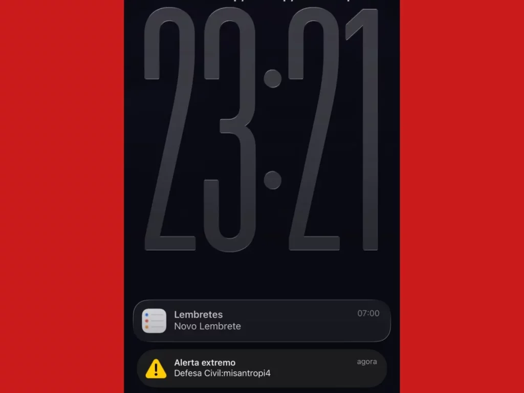 Alerta sonoro com a palavra "misantropia" exibido em tela de celular, conforme relato de moradores de Rio Branco. (Foto: g1.g