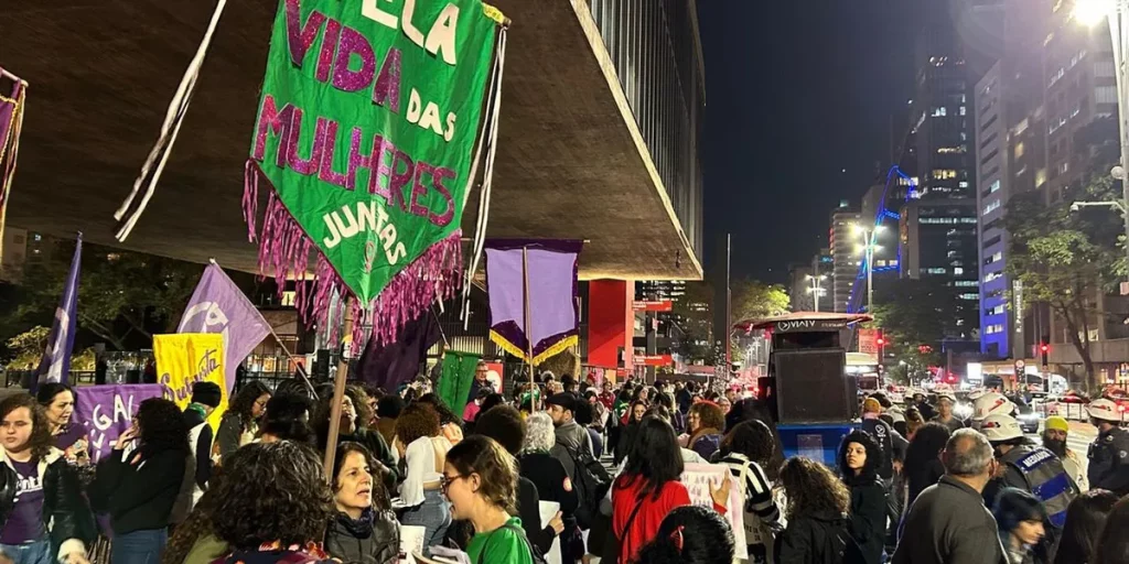 Foto destacada da matéria.