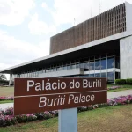 Fachada do Palácio do Buriti, sede da administração do Distrito Federal. (Foto: g1.globo.com)