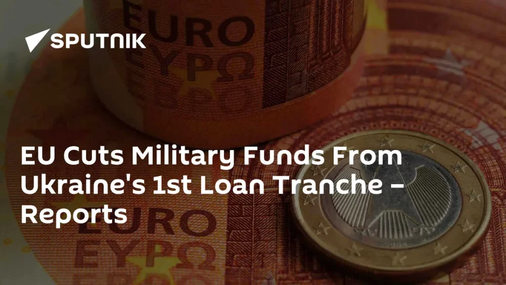 Notas e moedas em euros sobrepostas com texto sobre corte de fundos militares da UE para Ucrânia. (Foto: sputnikglobe.com)