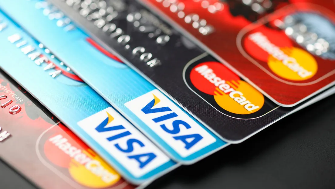 Cuba suspende transações com Visa e Mastercard após sanções dos EUA