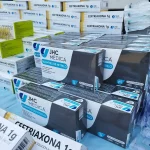 Caixas de medicamentos e luvas descartáveis da marca JHC Medica em estoque. (Foto: ultimasnoticias.com.ve)