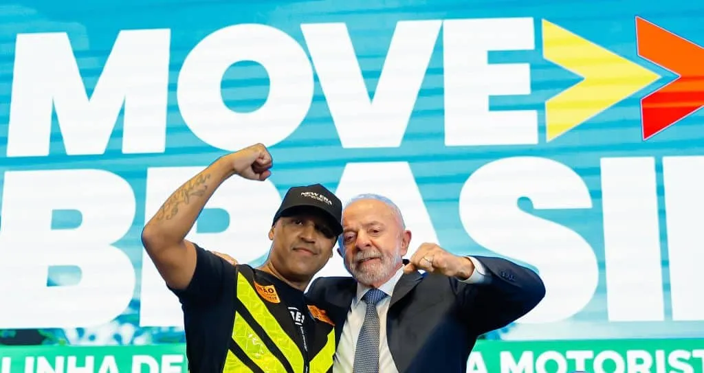 O presidente Lula participa de evento da cooperativa de motoristas de aplicativo Move. (Foto: REVISTAFORUM.COM.BR)